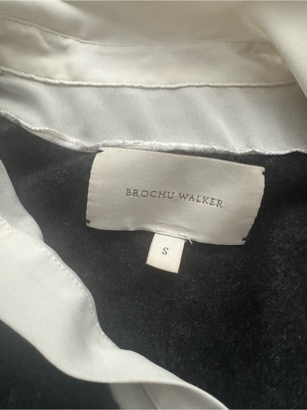Brochu Walker Charcoal Button V-Neck Cardigan - Picture 2 of 7